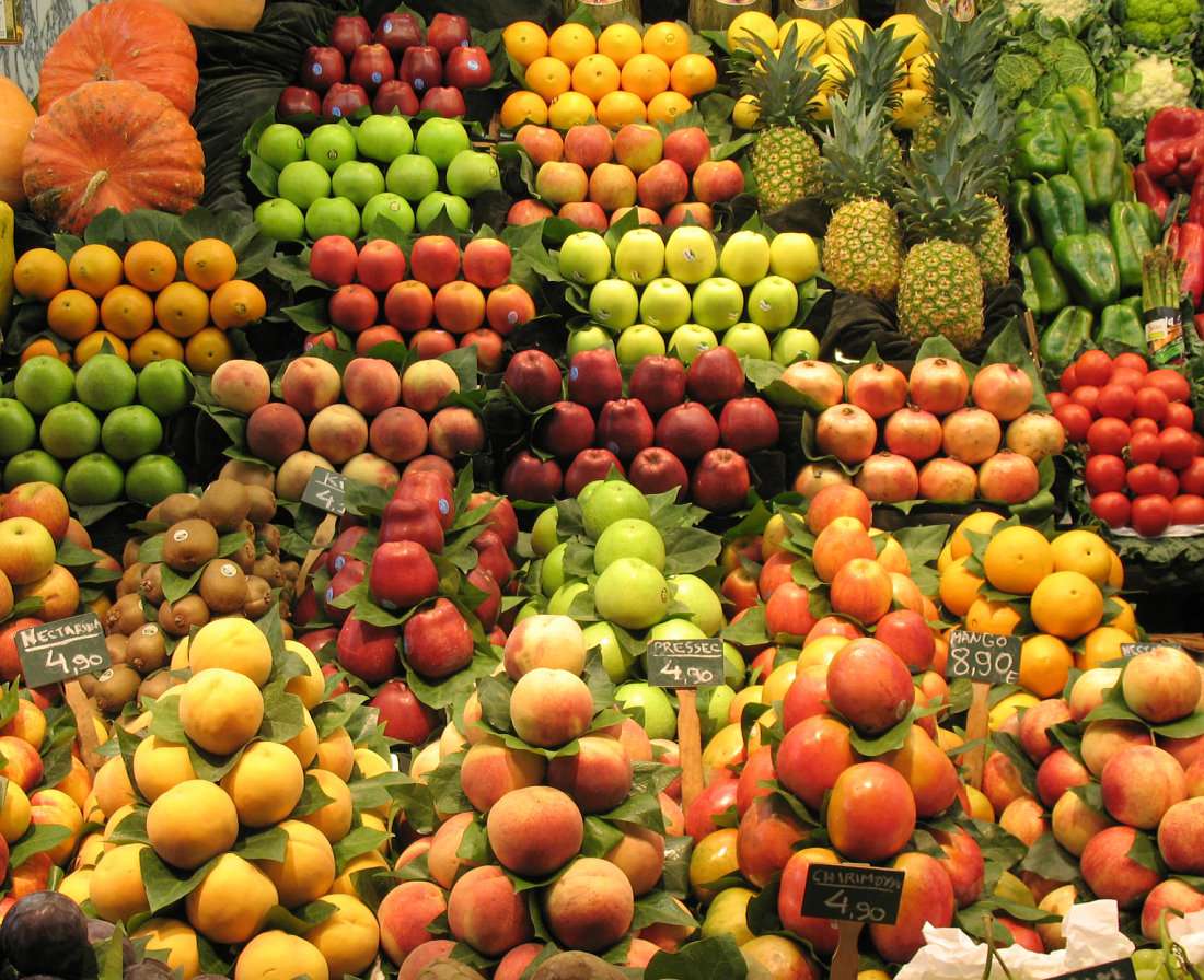 Owoce i warzywa na straganie puzzle online