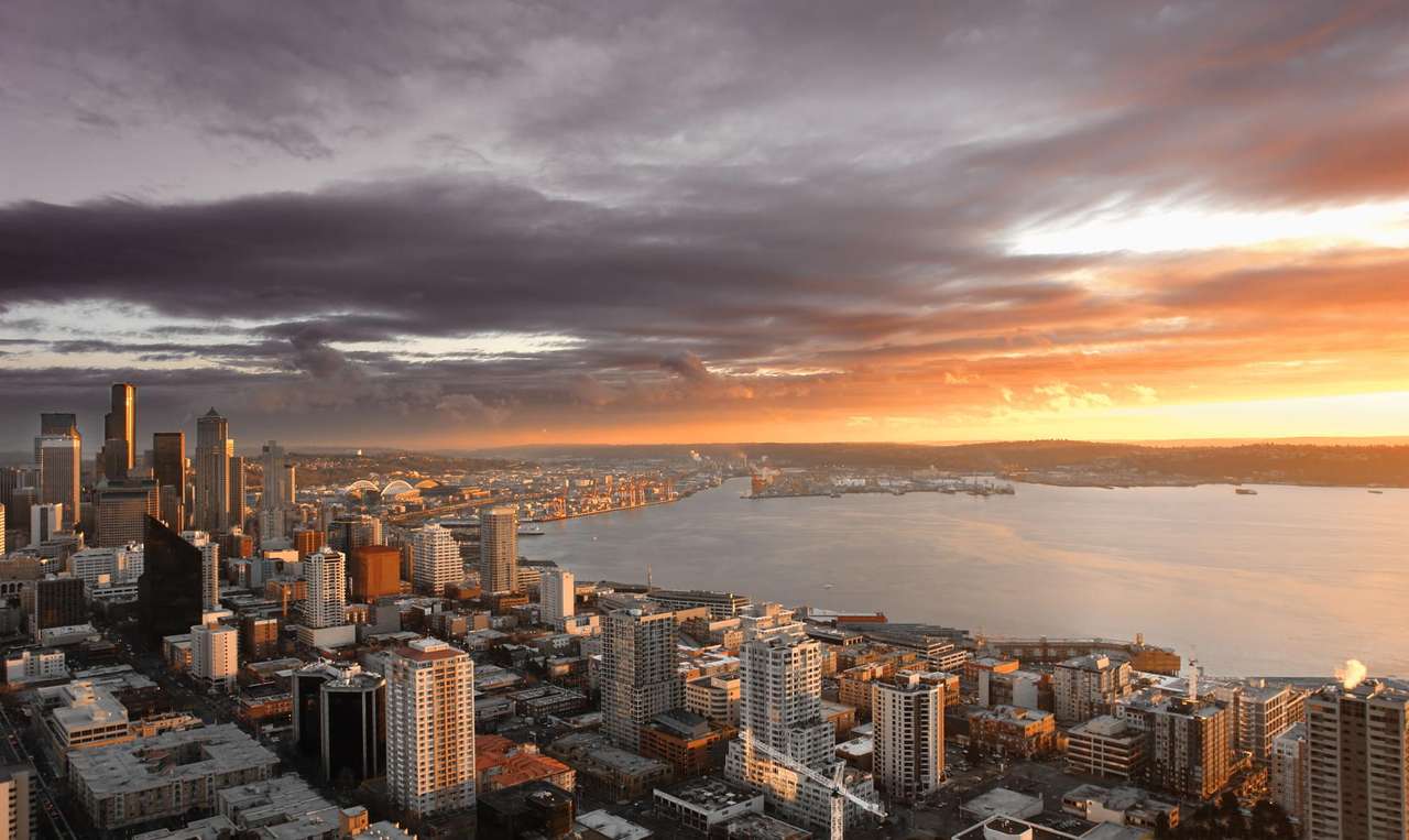 Seattle o zachodzie słońca (USA) puzzle ze zdjęcia