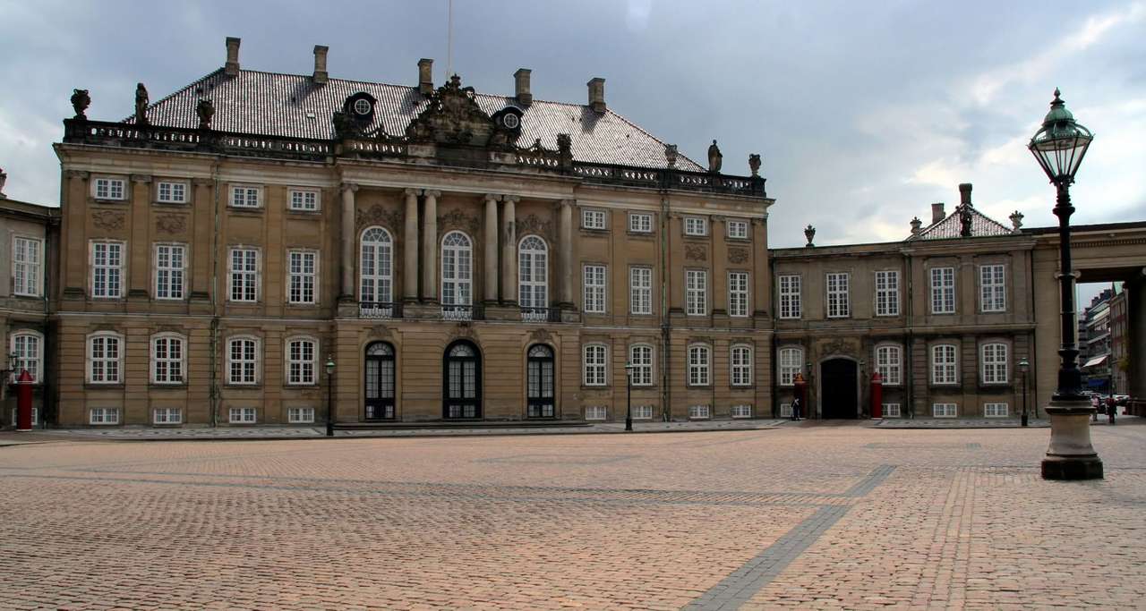 Zamek Amalienborg w Kopenhadze (Dania) puzzle