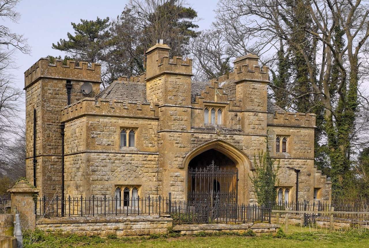 Zamek Sudeley w Winchcombe (Wielka Brytania) puzzle online