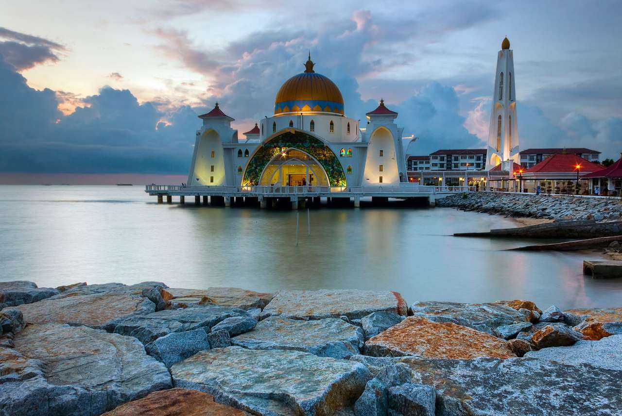 Meczet na wyspie Malakka (Malezja) puzzle ze zdjęcia