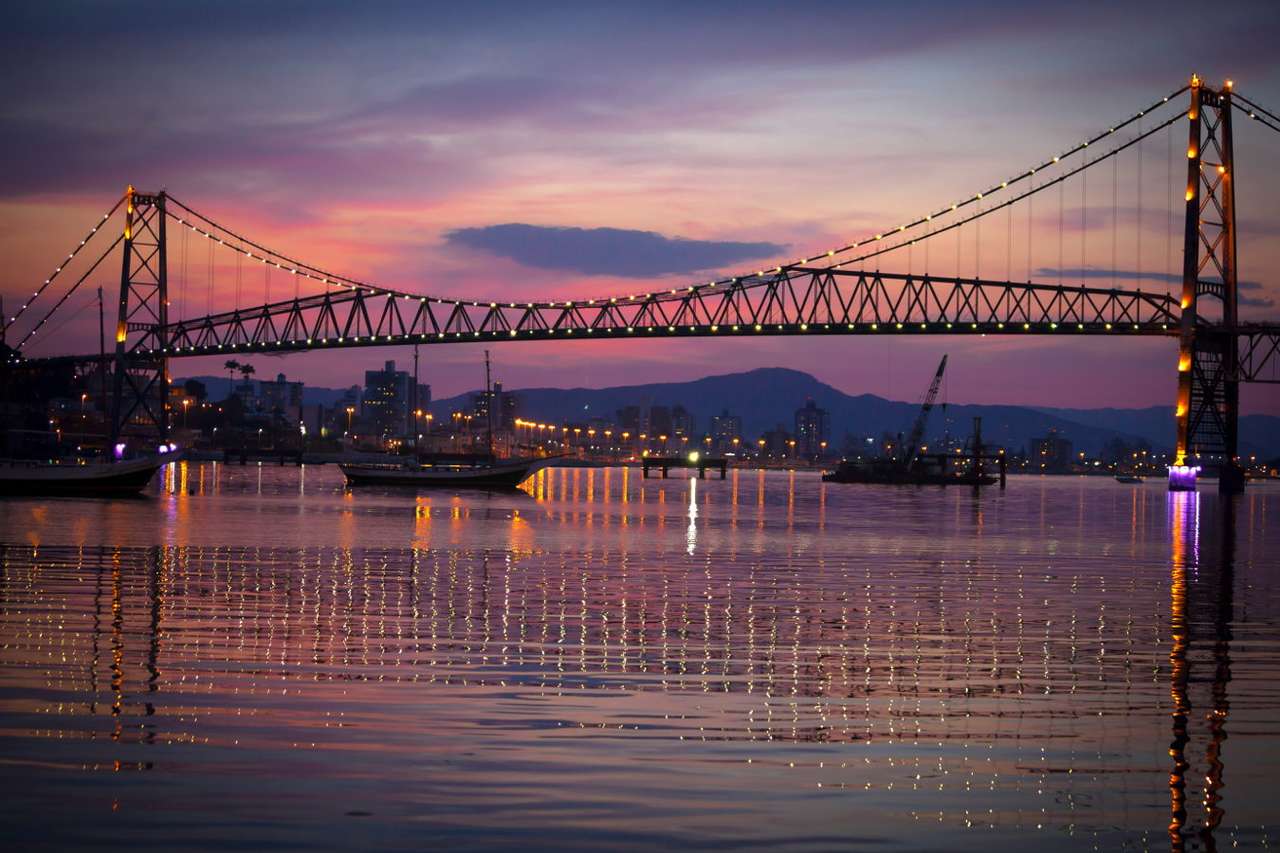 Most Hercilio Luz w Florianópolis (Brazylia) puzzle online ze zdjęcia