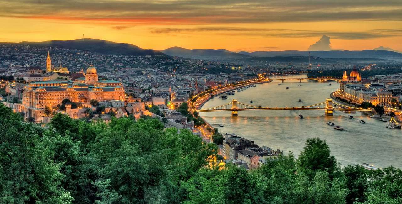 Panorama Budapesztu o zmierzchu (Węgry) puzzle online ze zdjęcia