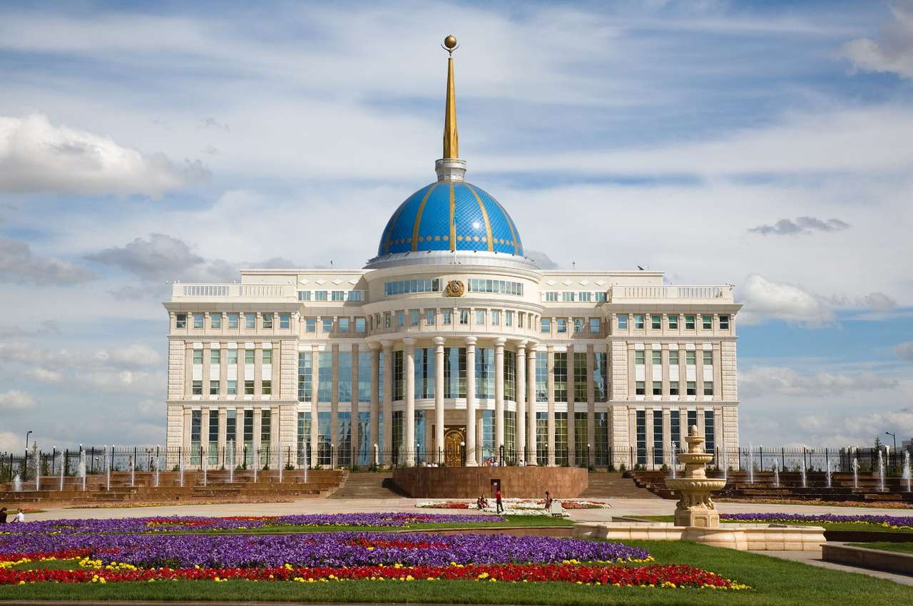 Pałac prezydencki w Astanie (Kazachstan) puzzle ze zdjęcia