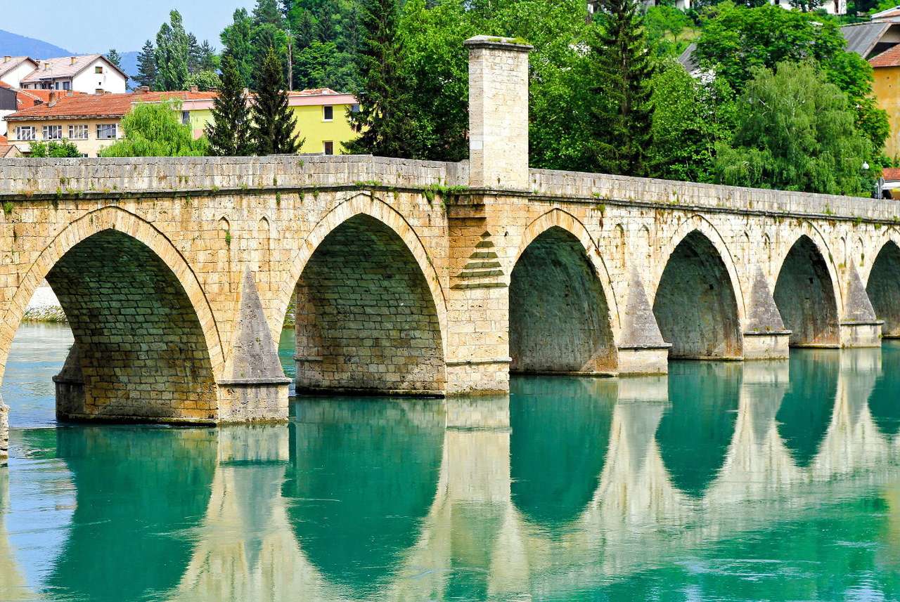 Most Mehmeda Paszy Sokolovicia na Drinie (Bośnia i Hercegowina) puzzle ze zdjęcia