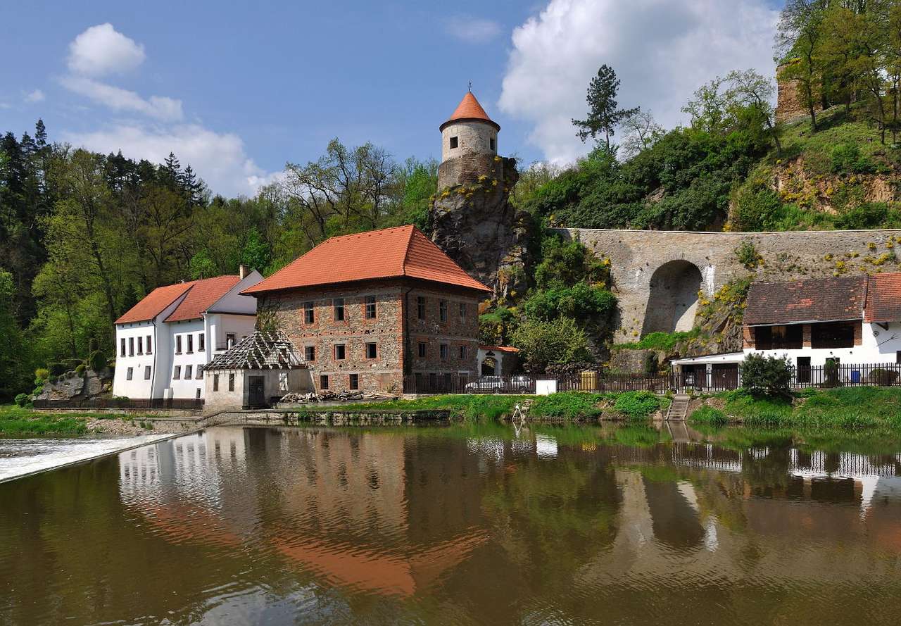 Młyn wodny w Bechyně (Czechy) puzzle online ze zdjęcia