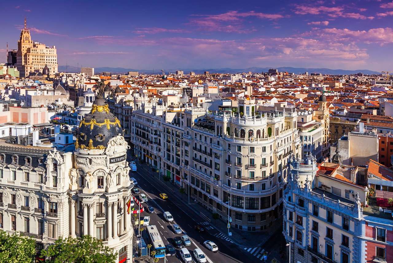 Ulica Gran Via w Madrycie (Hiszpania) puzzle online ze zdjęcia