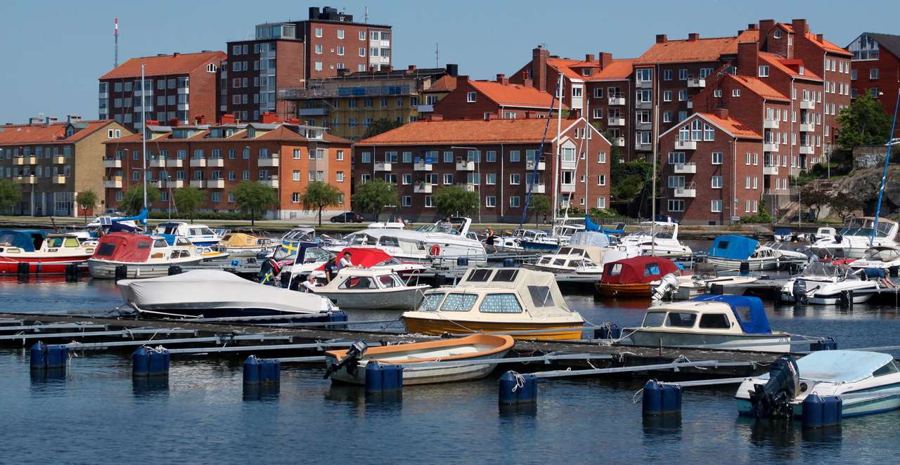 Pomosty cumownicze w Karlskronie (Szwecja) puzzle online ze zdjęcia