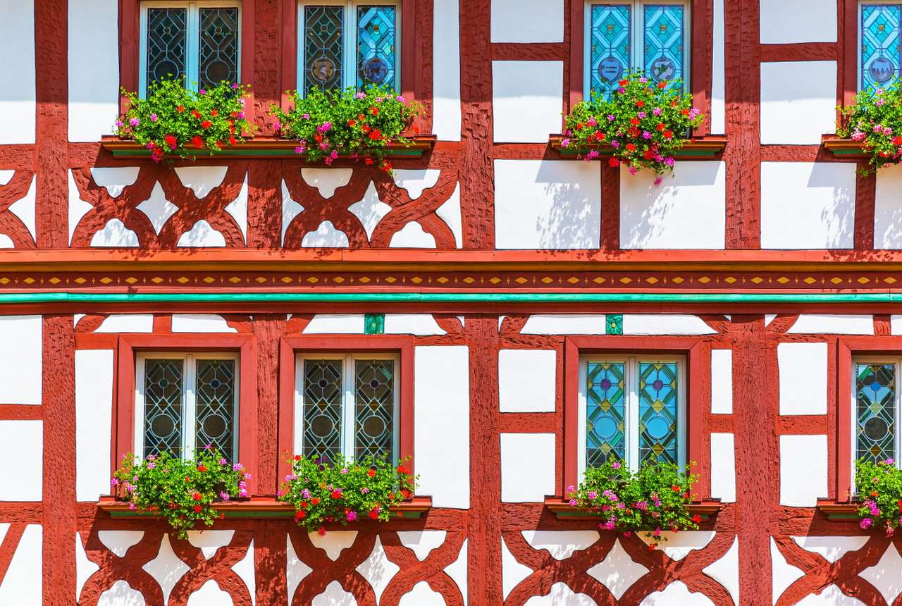 Średniowieczny niemiecki budynek puzzle online ze zdjęcia