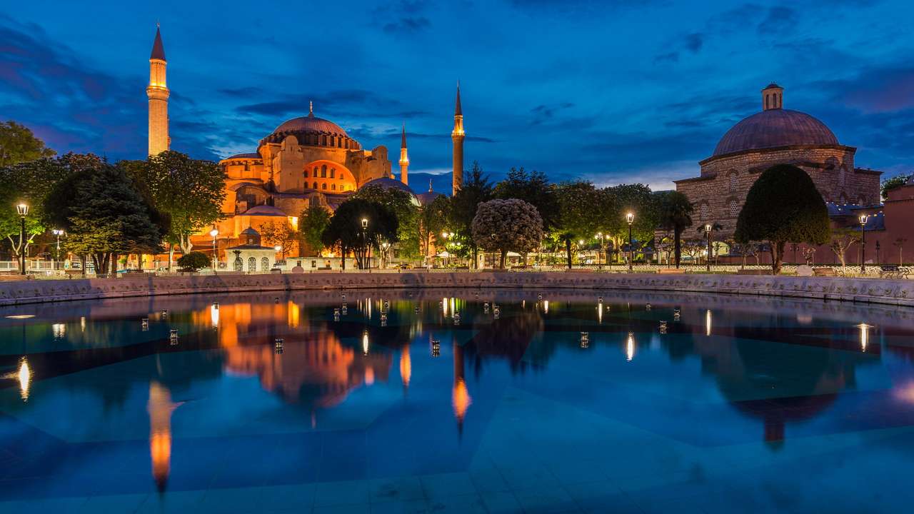 Hagia Sophia nocą (Turcja) puzzle online ze zdjęcia