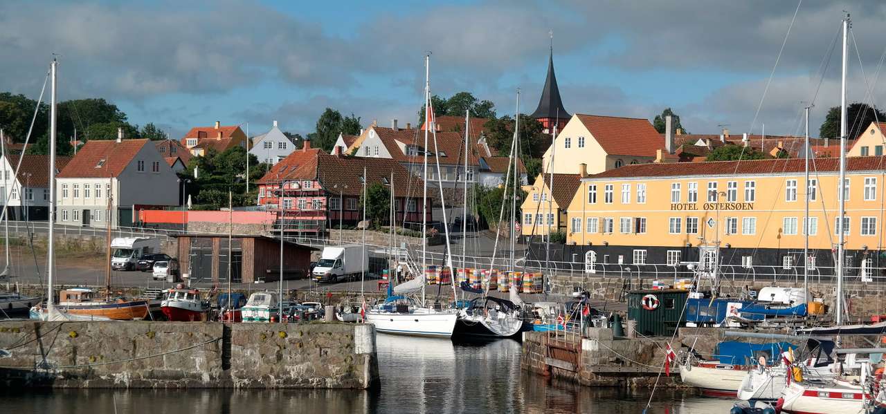 Przystań jachtowa w Svaneke (Dania) puzzle online