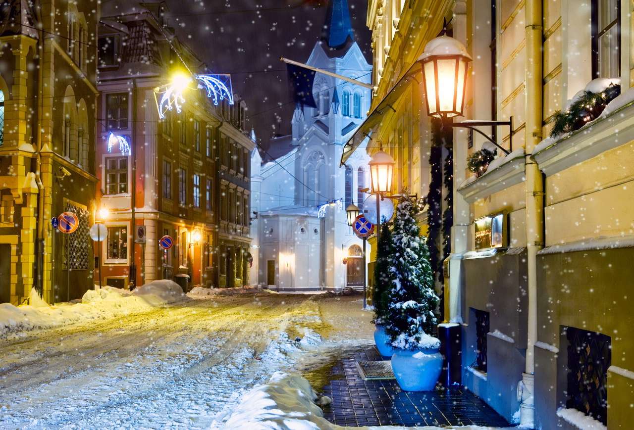 Zima na ulicach Rygi (Łotwa) puzzle ze zdjęcia