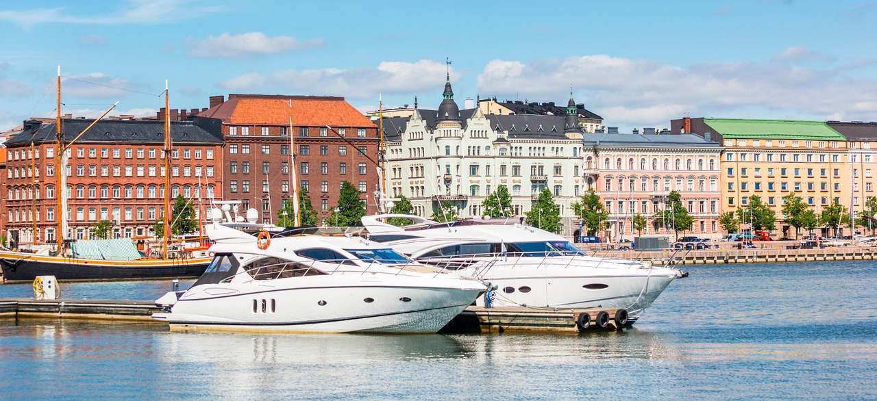 Jachty na nabrzeżu w Helsinkach (Finlandia) puzzle online ze zdjęcia