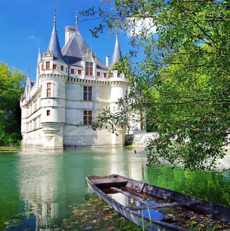 Zamek w Azay-le-Rideau (Francja) puzzle online