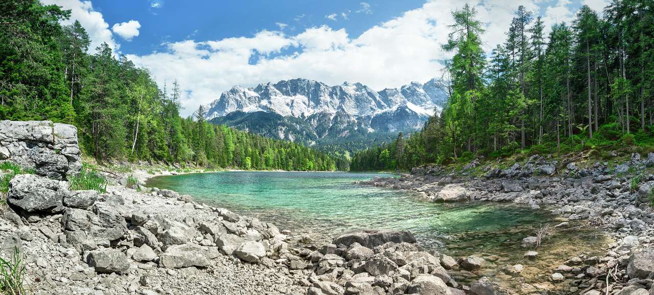 Jezioro Eibsee i szczyt Zugspitze (Niemcy) puzzle online ze zdjęcia