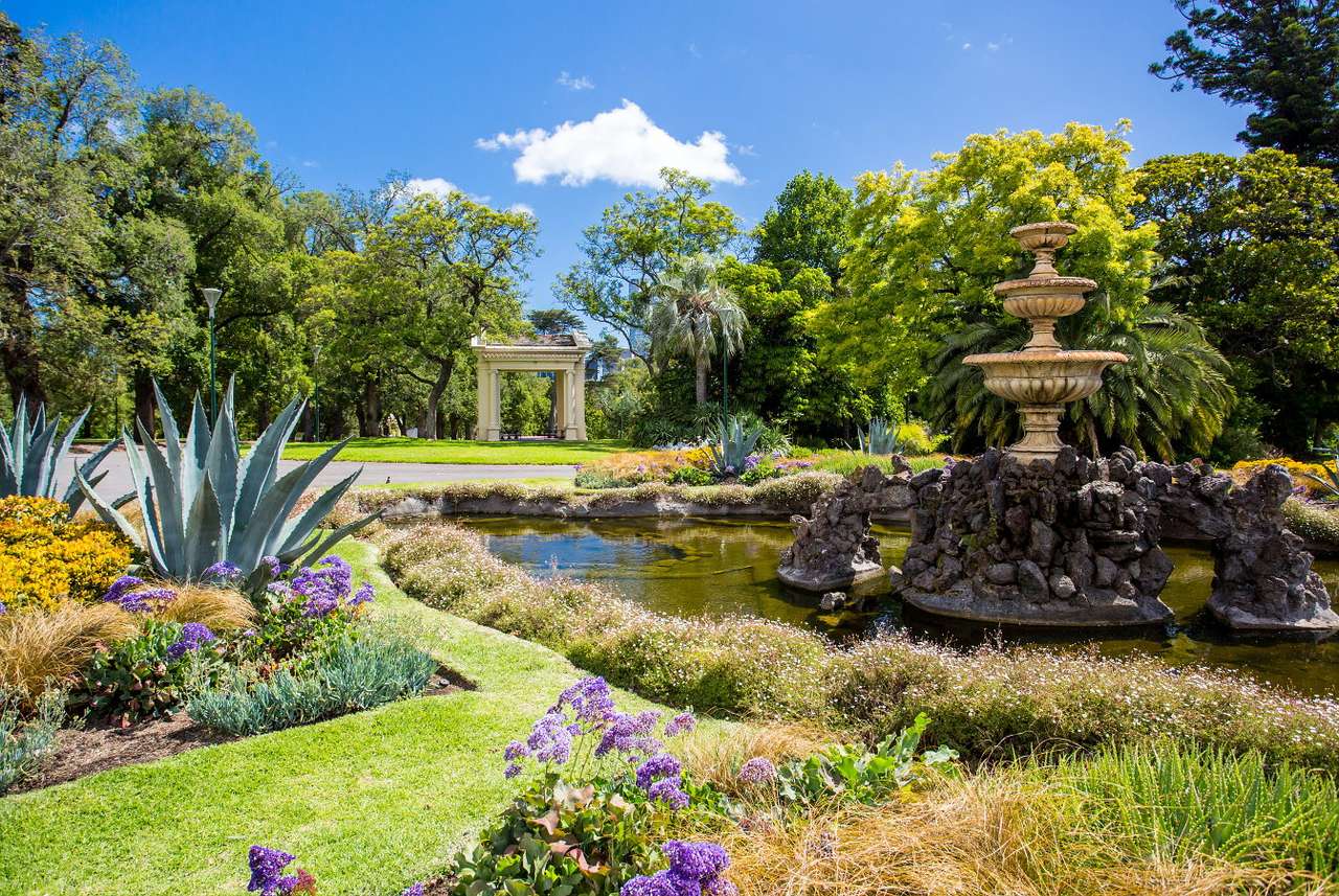 Park Fitzroy Gardens w Melbourne (Australia) puzzle