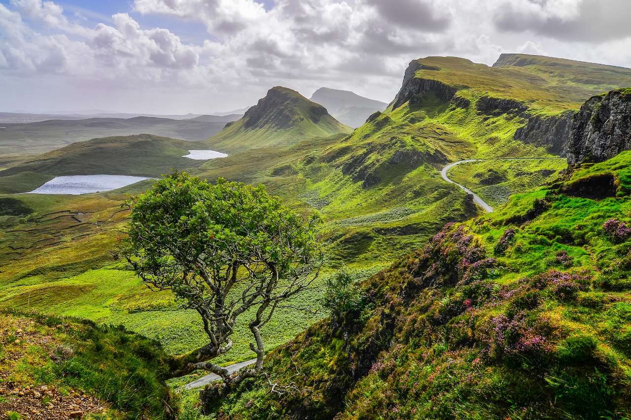 Wzgórze Quiraing na wyspie Skye (Wielka Brytania) puzzle