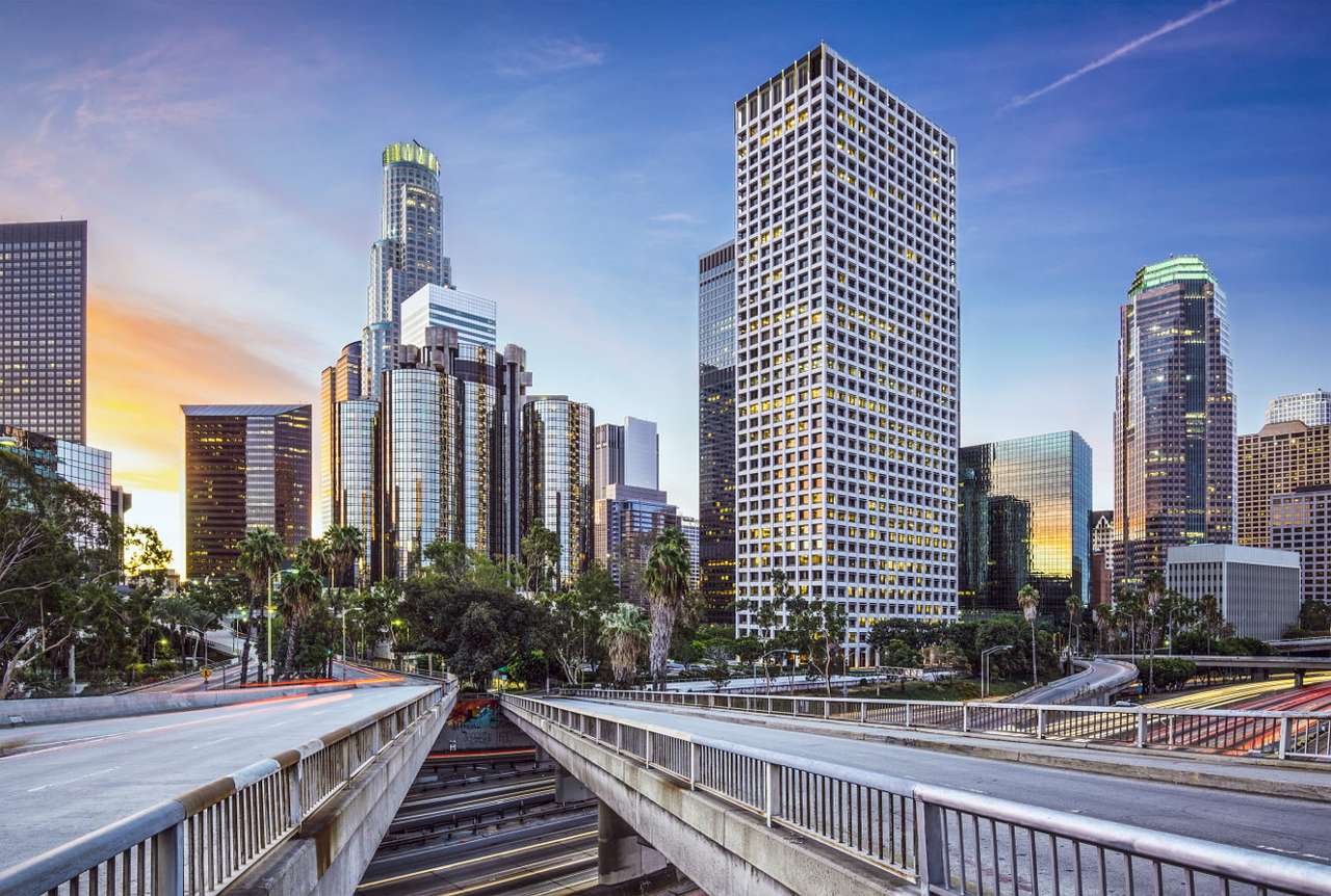 Wieżowce w Los Angeles (USA) puzzle online ze zdjęcia
