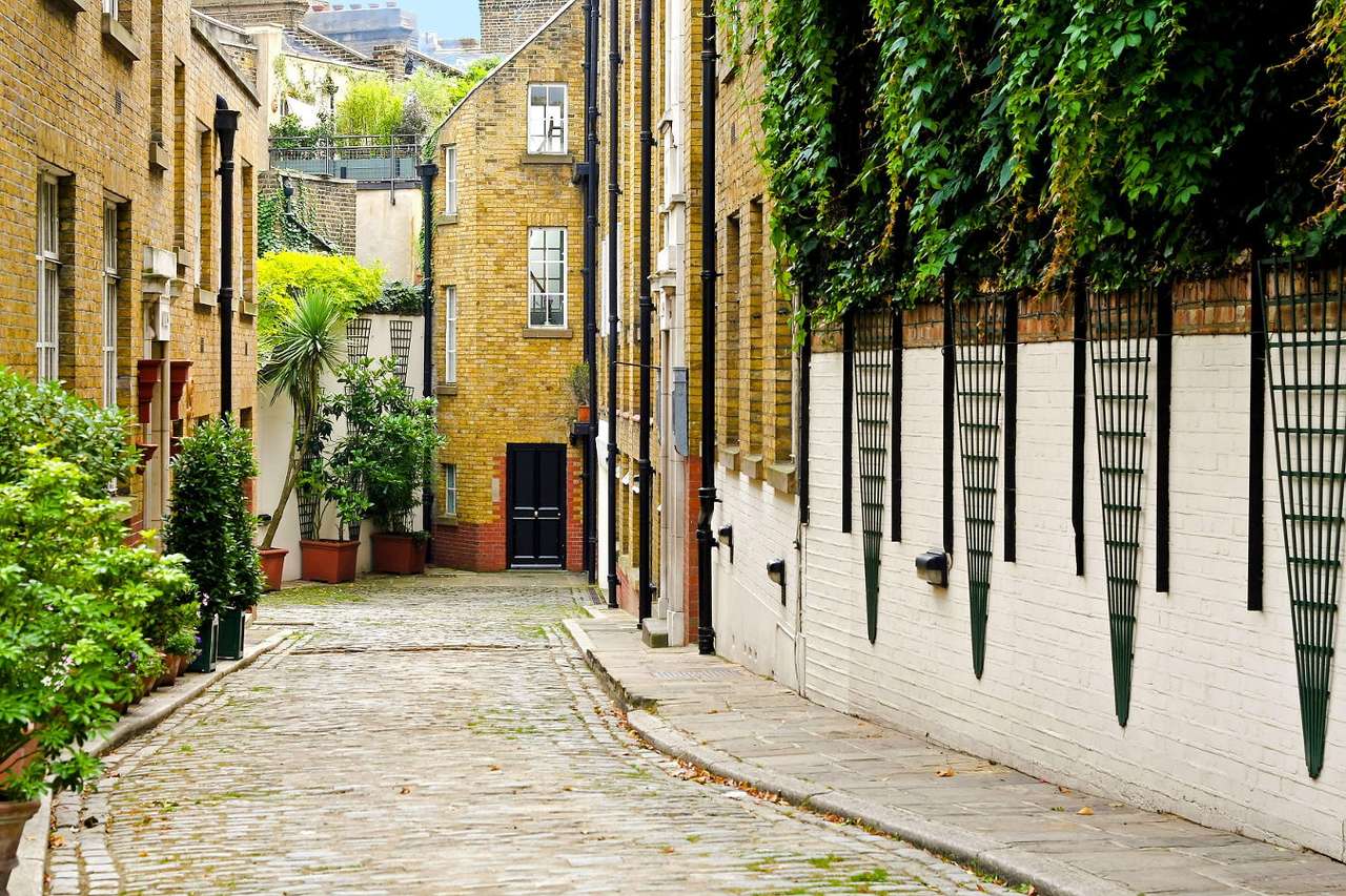 Boczna aleja w starej części Londynu (Wielka Brytania) puzzle online