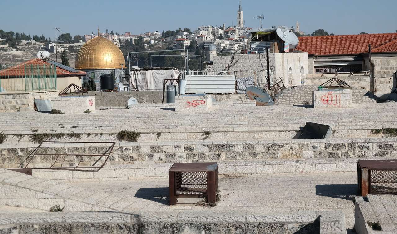 Kopuła na Skale i dachy Jerozolimy (Izrael) puzzle online ze zdjęcia