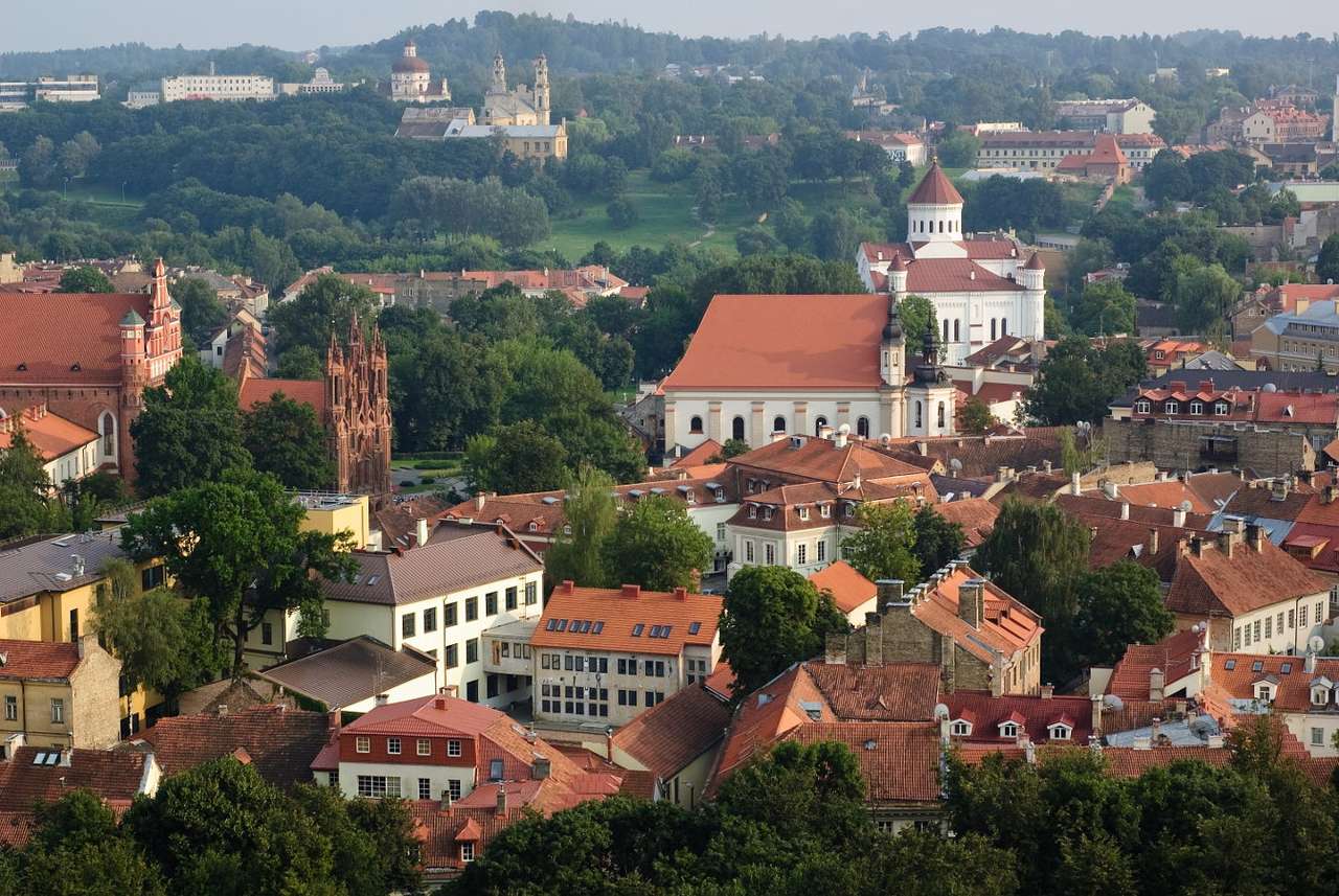 Stare miasto w Wilnie (Litwa) puzzle online ze zdjęcia