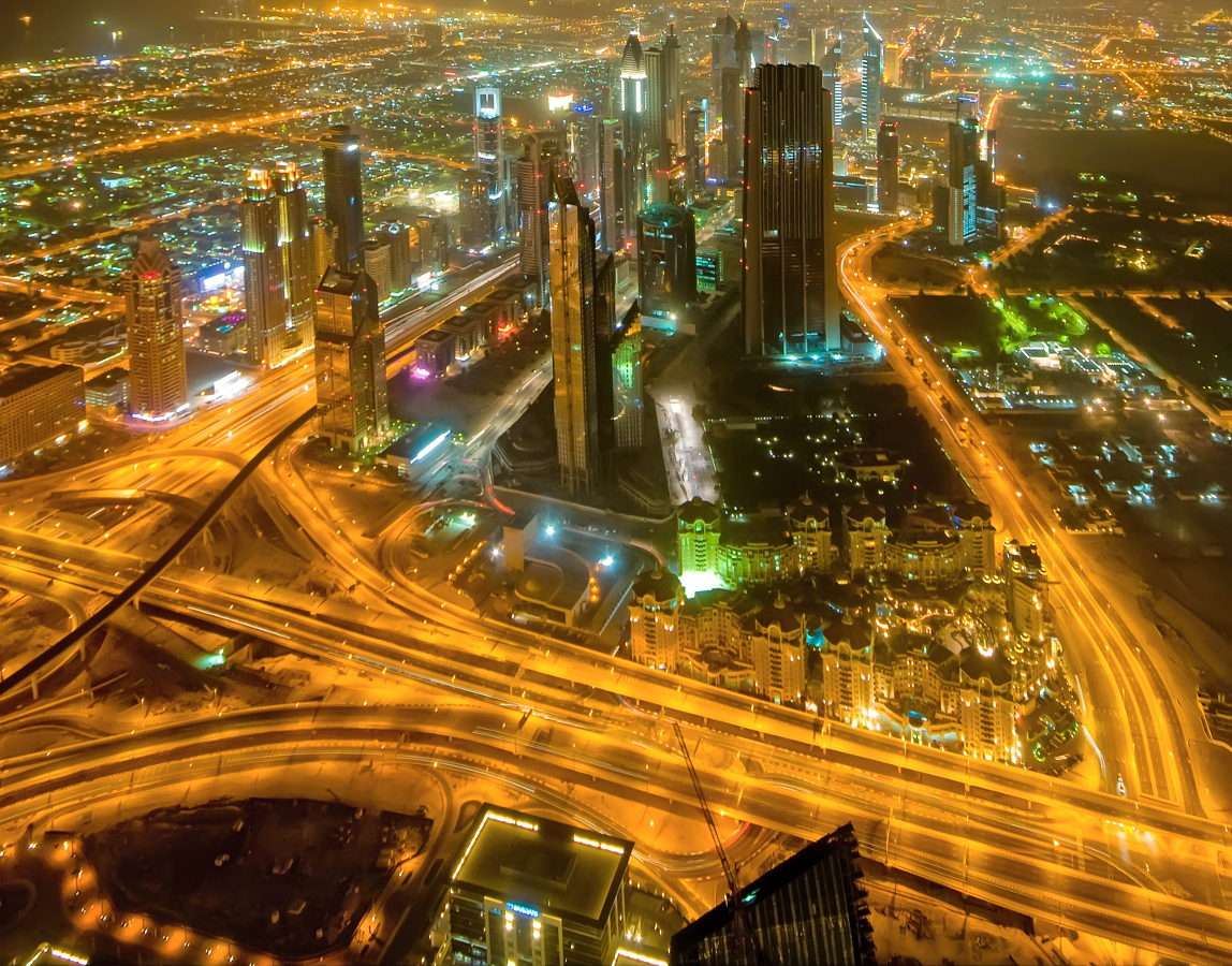 Nocna panorama Dubaju (Zjednoczone Emiraty Arabskie) puzzle online ze zdjęcia