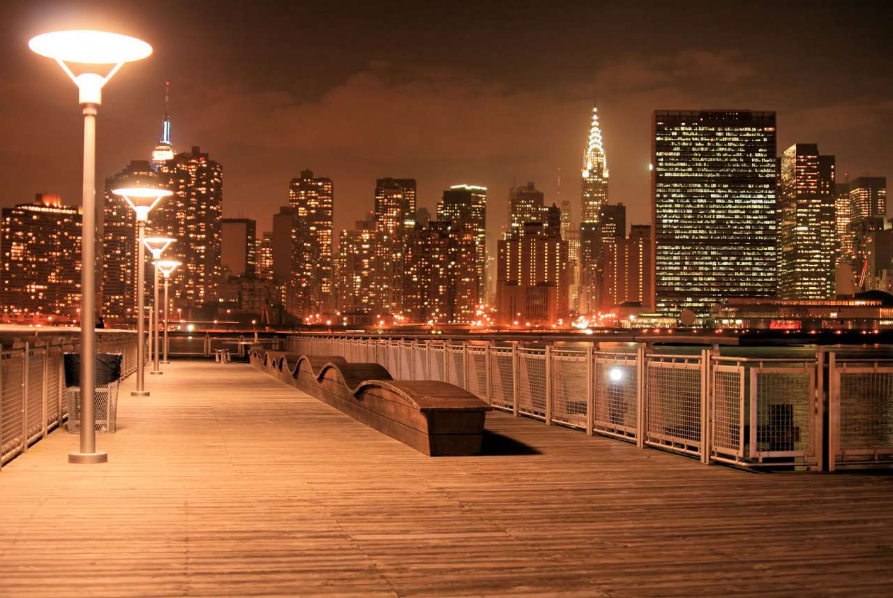 Nocna panorama Manhattanu (Stany Zjednoczone) puzzle ze zdjęcia