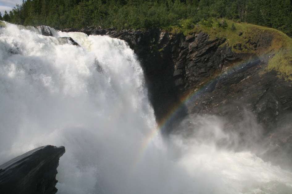 Wodospad z Rainbow puzzle online
