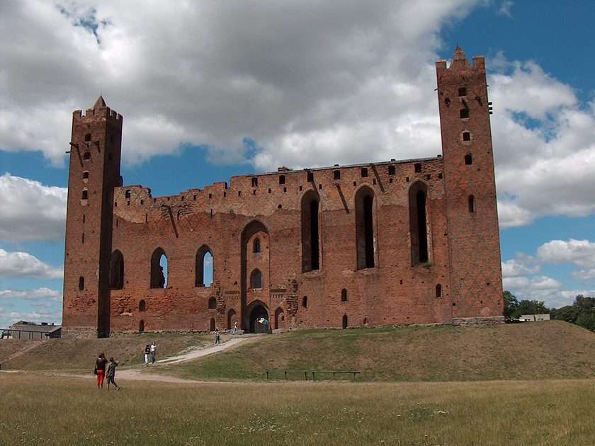 Zamek w Radzyniu Chełmińskim puzzle online ze zdjęcia