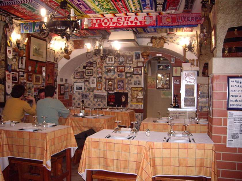 W restauracji w Lizbonie puzzle online