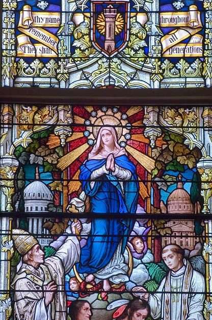 szklane okno Świętego Patryka puzzle online ze zdjęcia
