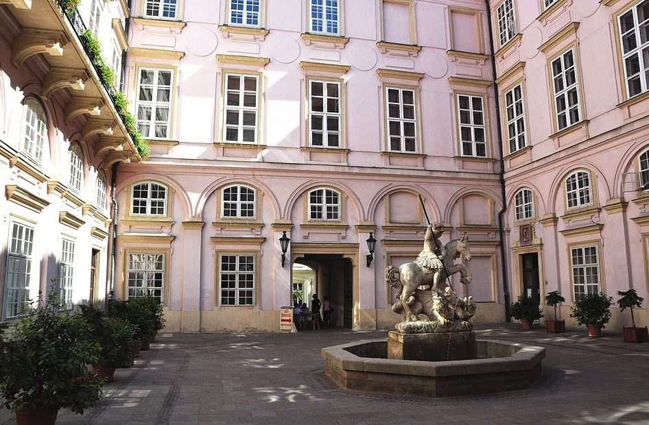 Palacio primacial - Bratysława - Eslovaquia puzzle ze zdjęcia