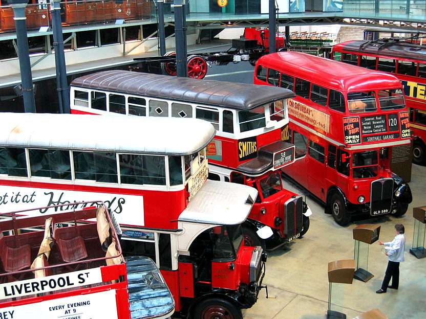 Londyn-muzeum transportu puzzle online