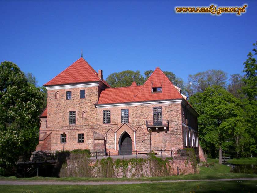 Zamek w Oporowie puzzle online