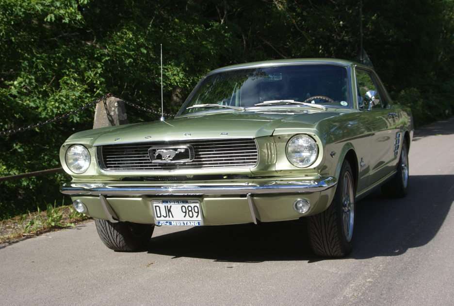 Ford Mustang 1966 Fastback puzzle online ze zdjęcia