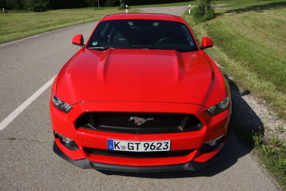 Ford Mustang 2015 puzzle online ze zdjęcia