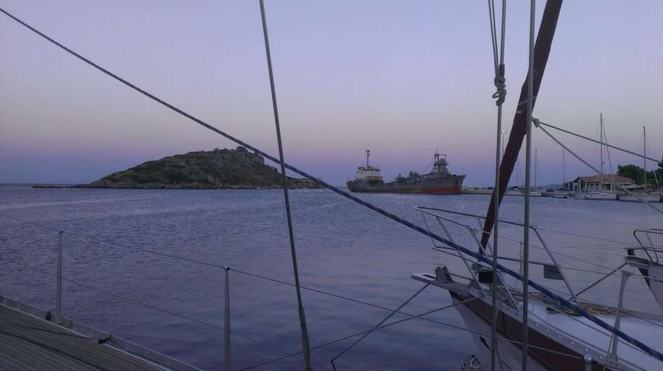 Port o zmierzchu (Grecja) puzzle online ze zdjęcia