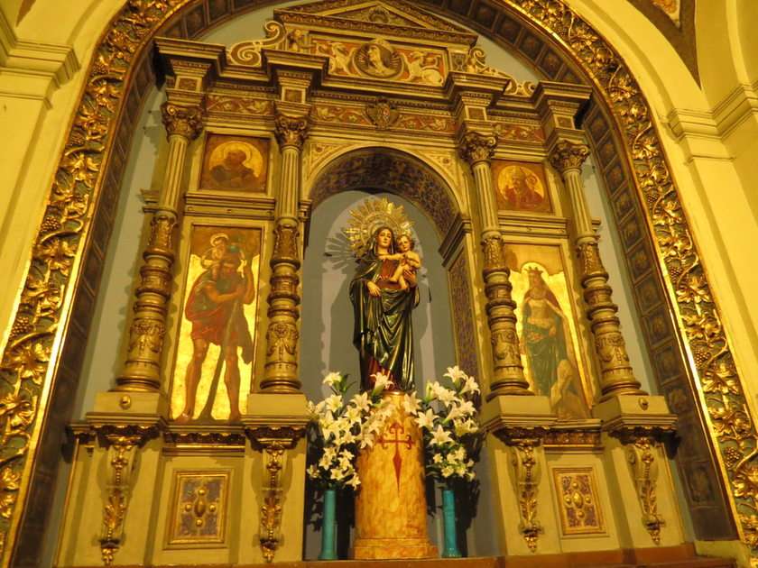 Ołtarze w kościele pw. San Jose (2) puzzle online