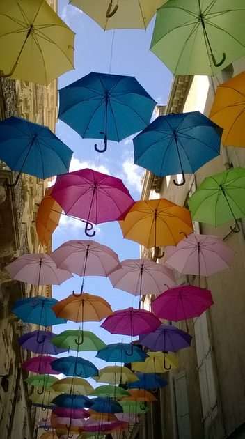 latające parasole puzzle online