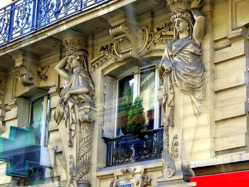 Fasada budynku-Paryż puzzle online
