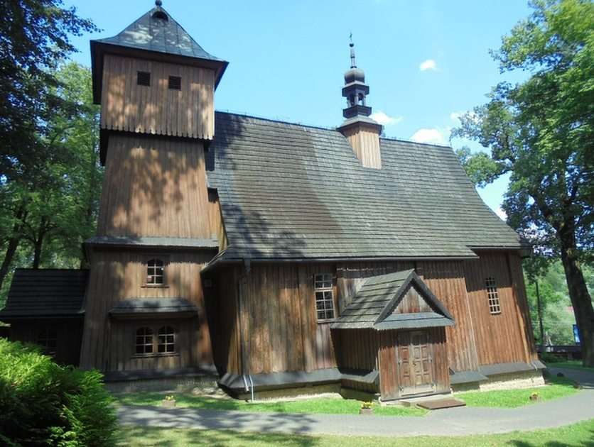 Gruszów kościół drewniany puzzle ze zdjęcia