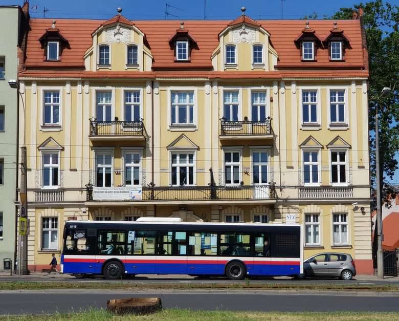 Autobus w Bydgoszczy puzzle online ze zdjęcia