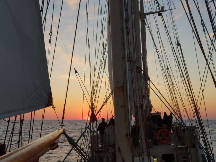 Zachód słońca na morzu puzzle online ze zdjęcia
