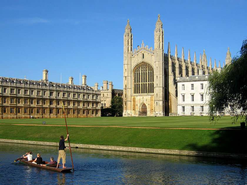 Cambridge puzzle online ze zdjęcia