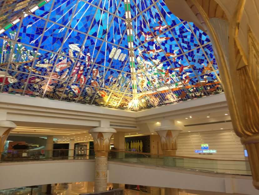 Galeria handlowa w Dubaju puzzle online ze zdjęcia