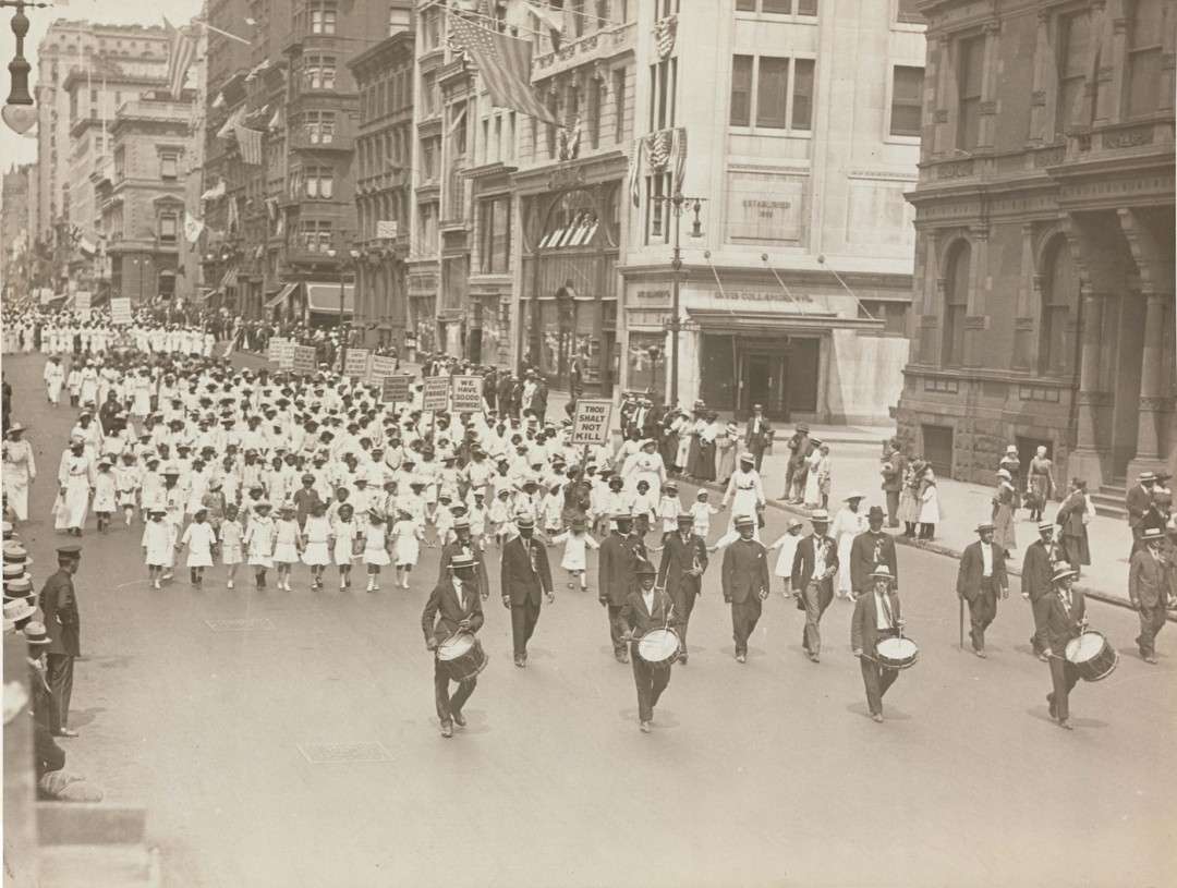 1917 Cicha Parada Protestów NAACP puzzle online