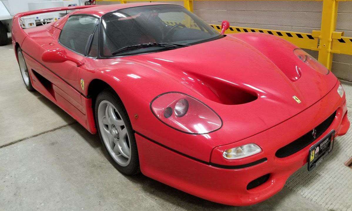 Ferrari F50. puzzle online ze zdjęcia