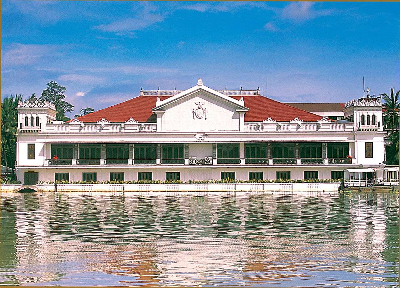 Pałac Malacanang. puzzle online ze zdjęcia