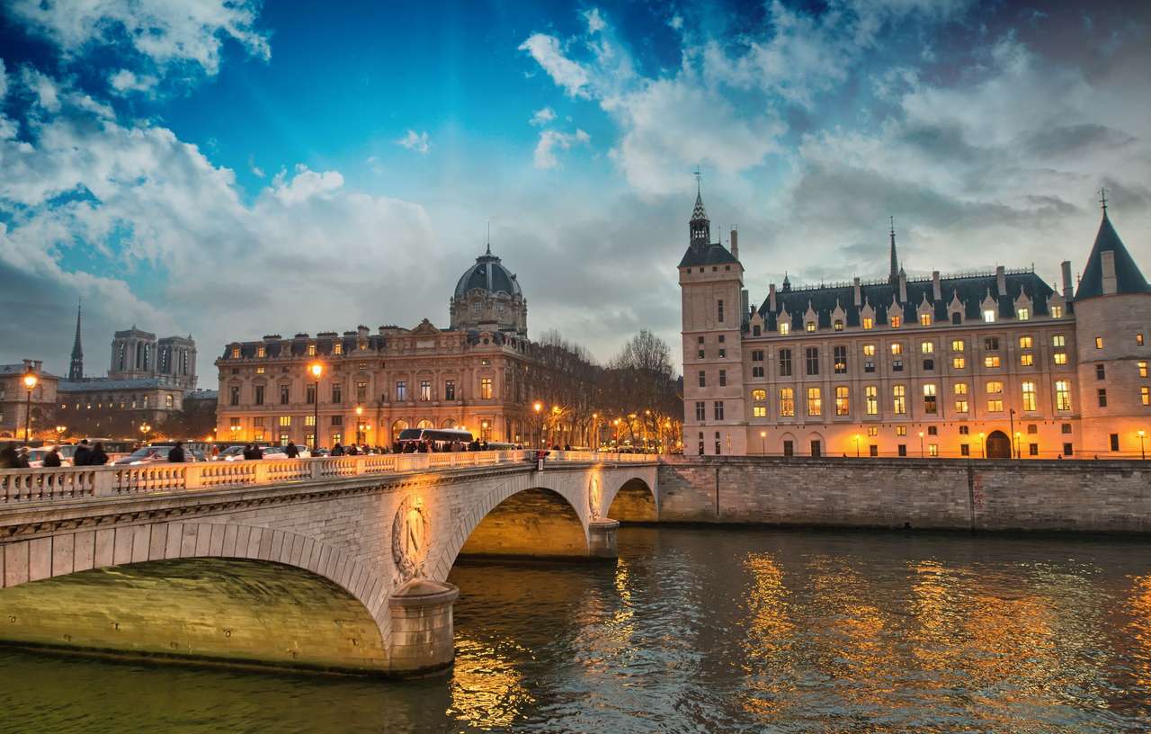 Most Napoleona w Paryżu puzzle ze zdjęcia