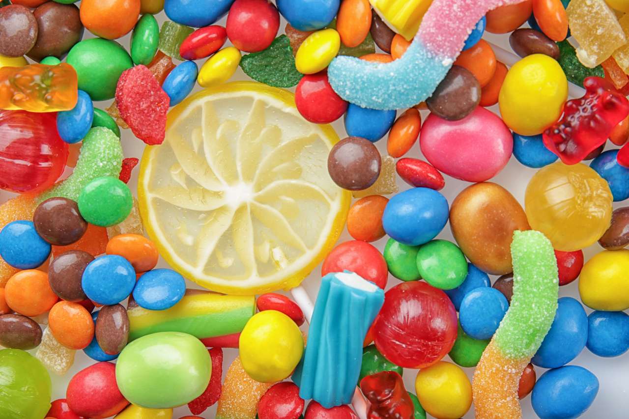 Cukierki w kolorach tęczy puzzle online